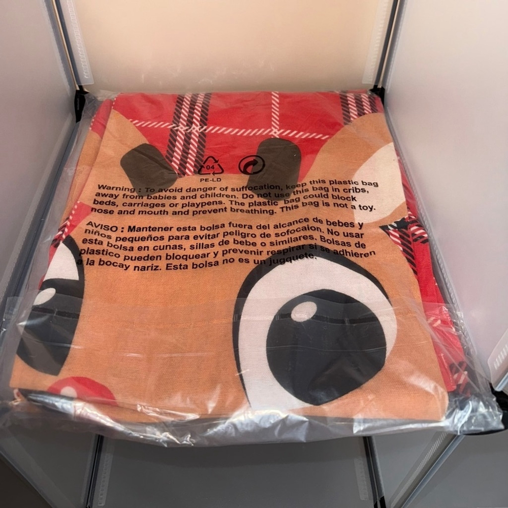 Dr. Seuss Christmas Grinch & Rudolph The Red Nosed Face Cooking Aprons 2Pack NWT - Picture 3 of 7